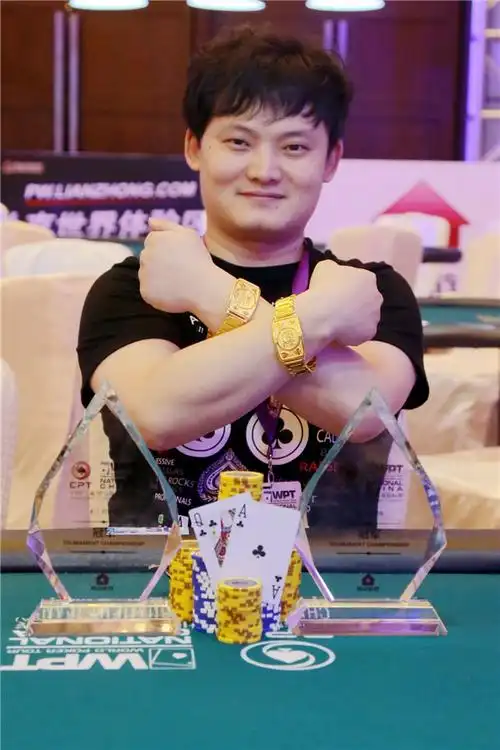 世体：巴萨将买断哈姆扎，球员入选埃及队名单加快了这一进程